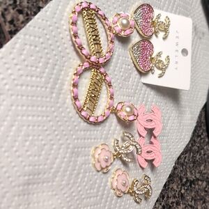 Source Unknown Pink and Gold Earrings Set
